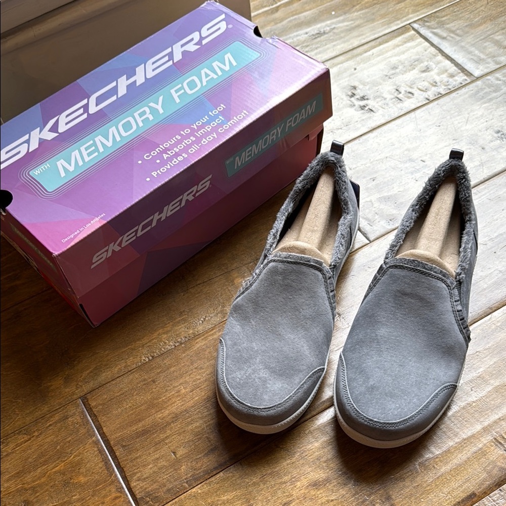 Skechers Charcoal Slip-On Shoes Madison ave plushed wide size 8